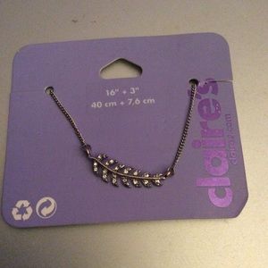 Silver rhinestone leaf necklace